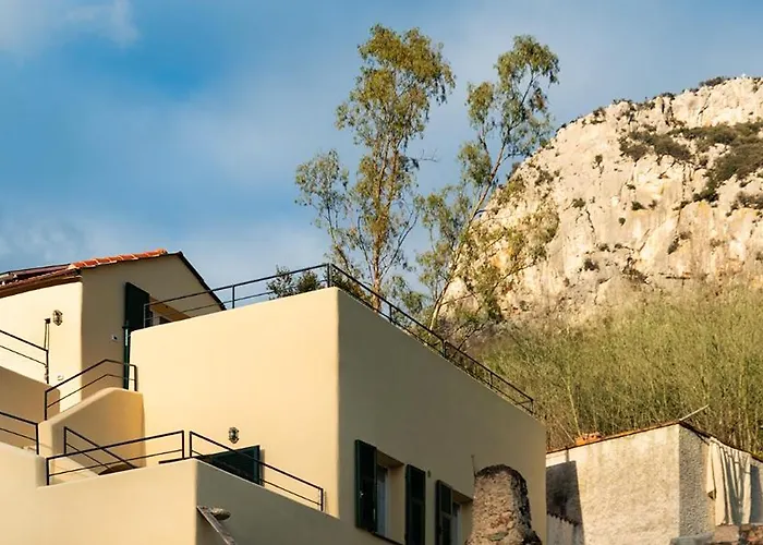 Pensión Ca Eucalipto Finale Ligure