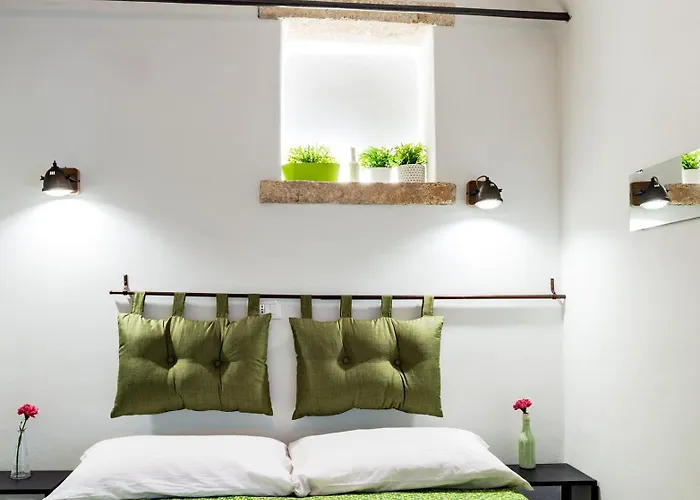 Pensión Ca Eucalipto Finale Ligure